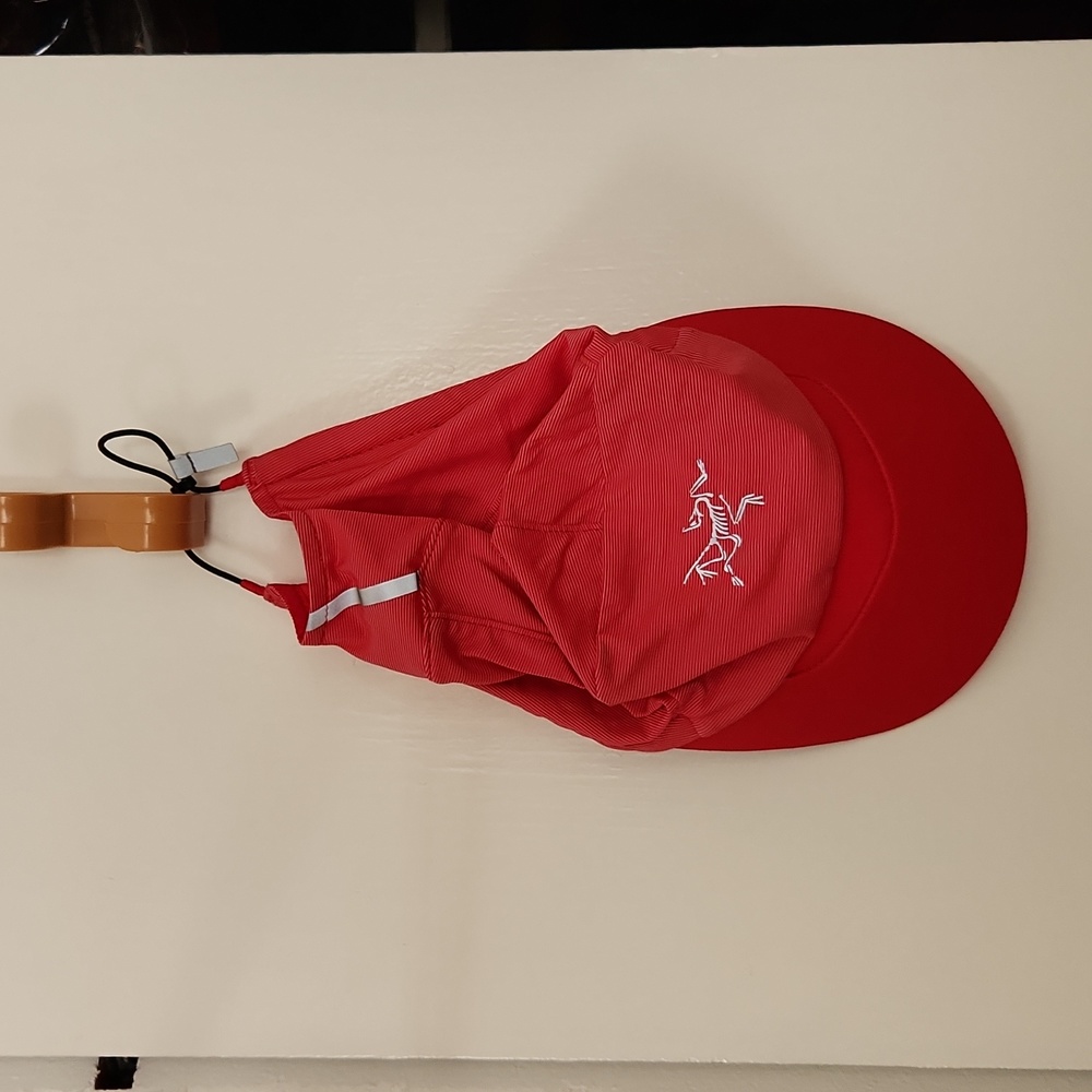 Arc'teryx Pink Cap